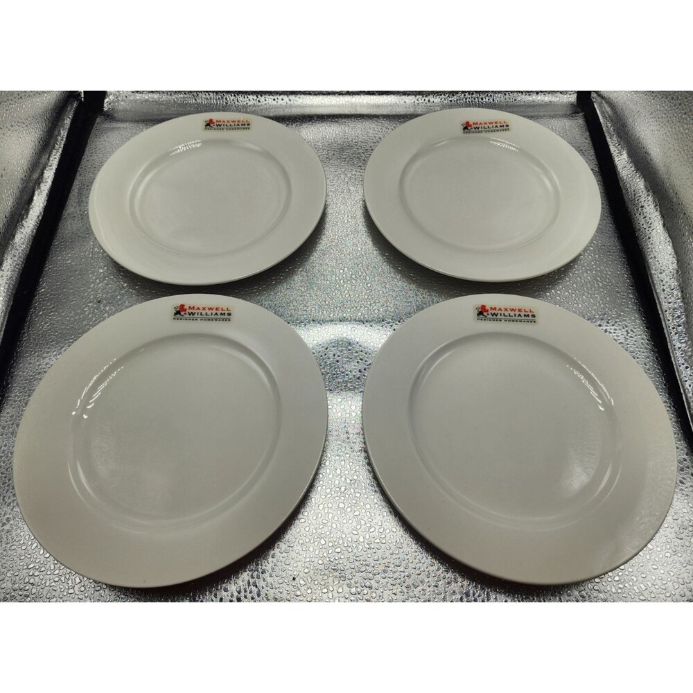 MAXWELL & WILLIAMS SALAD/DESSERT PLATE WHITE (Set of 4) READ!!